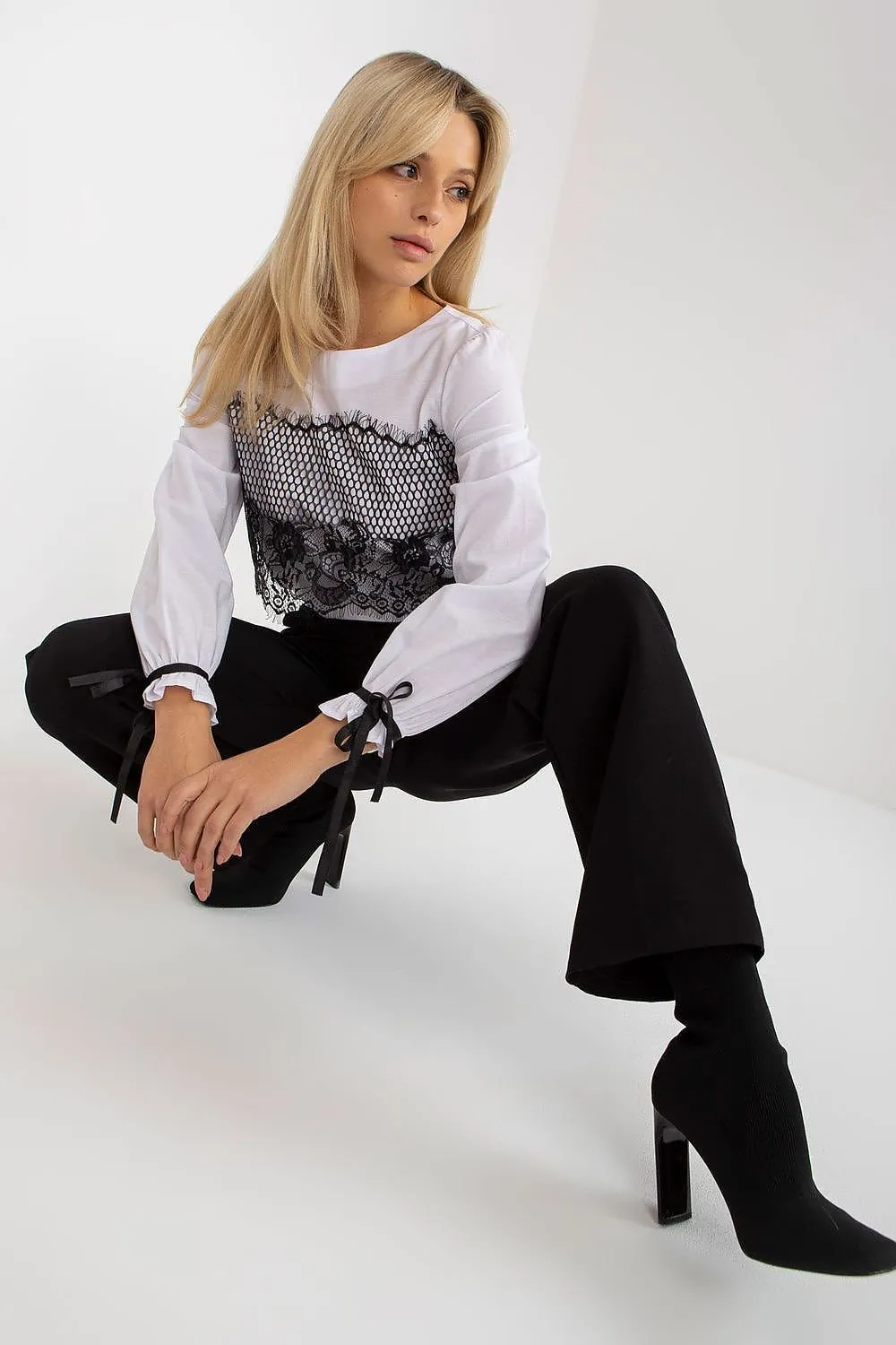 Chic Cotton Blouse with Exquisite Lace Details