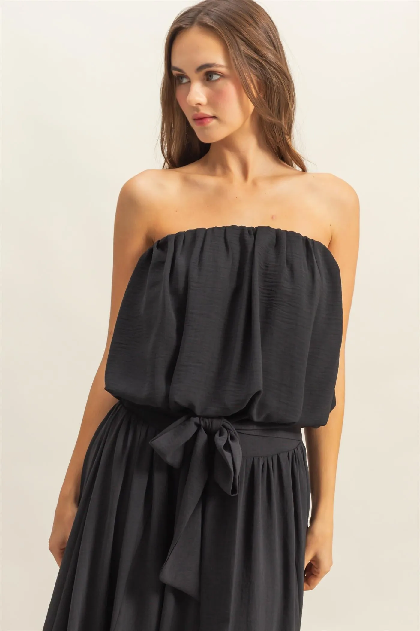 HF25A656-Strapless Trendy Bubble Hem Top